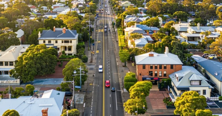 Preston Melbourne: Complete Suburb Guide 2026 | Living, Safety