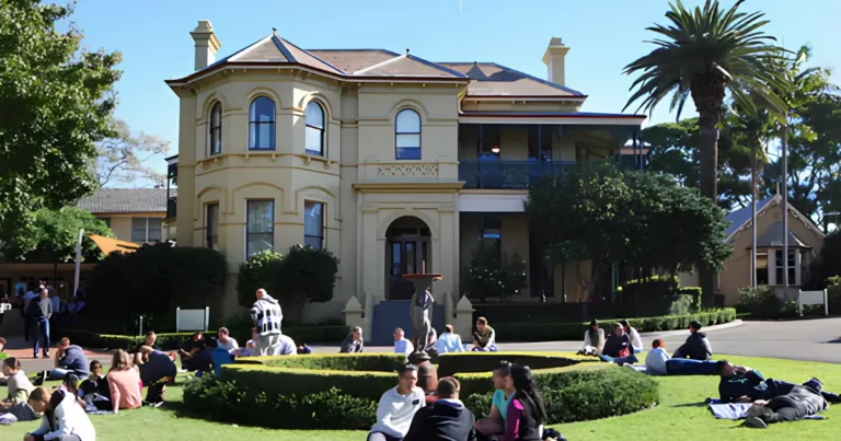 AUT Scholarships 2026: Bachelor, Masters & PhD Funding Guide